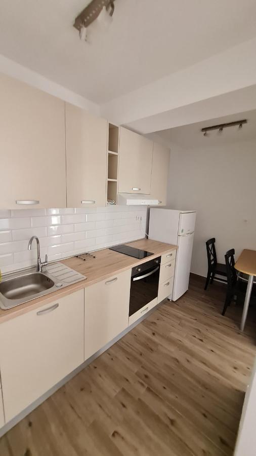 Apartmani Mlinar - Studio Apartment Grebastica Exterior photo